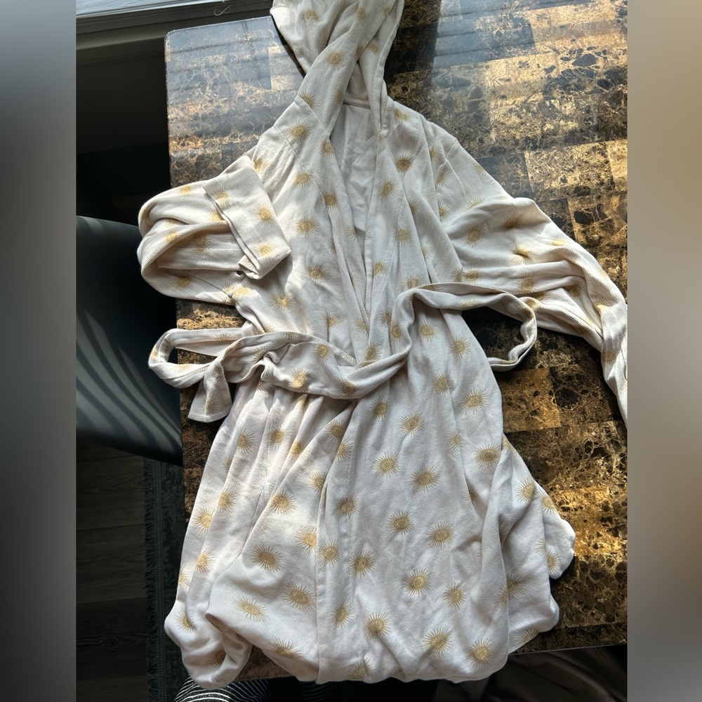 Kate Quinn women’s robe